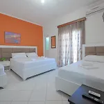 Rafail Hotel *
