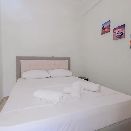 Rafail Ξενοδοχείο *