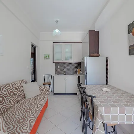 Rafail Εξαμίλιο