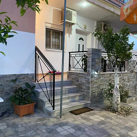 Rafail Εξαμίλιο