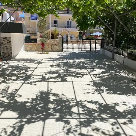 Rafail Hotel Ksamil