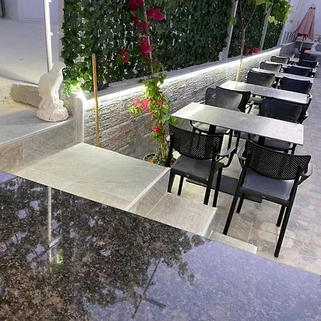 Ξενοδοχείο Rafail Εξαμίλιο